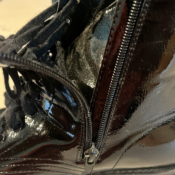 Mia Kids - Guilianna combat boots.  Black. Size 5.  Black. - Picture 10 of 14